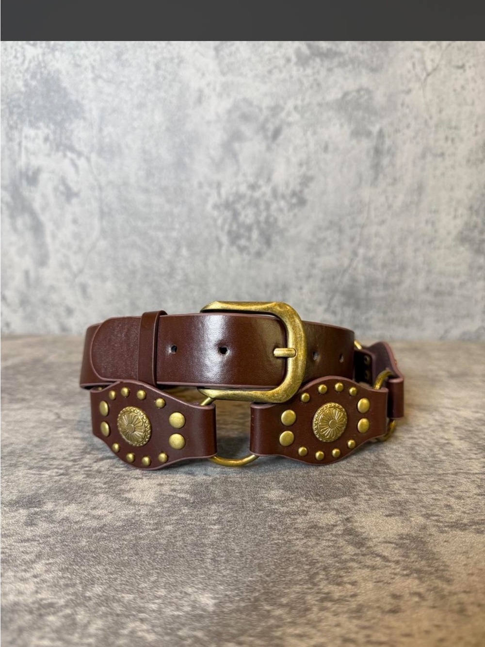 American Vintage Brown Leather Belt with Brass Hardware - Picture 2 of 4